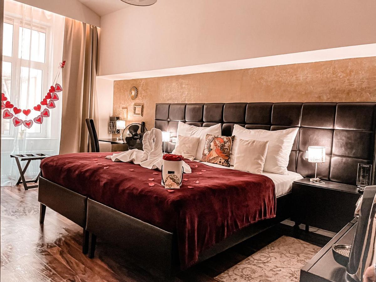 Alfons Boutique Hotel Прага Екстер'єр фото