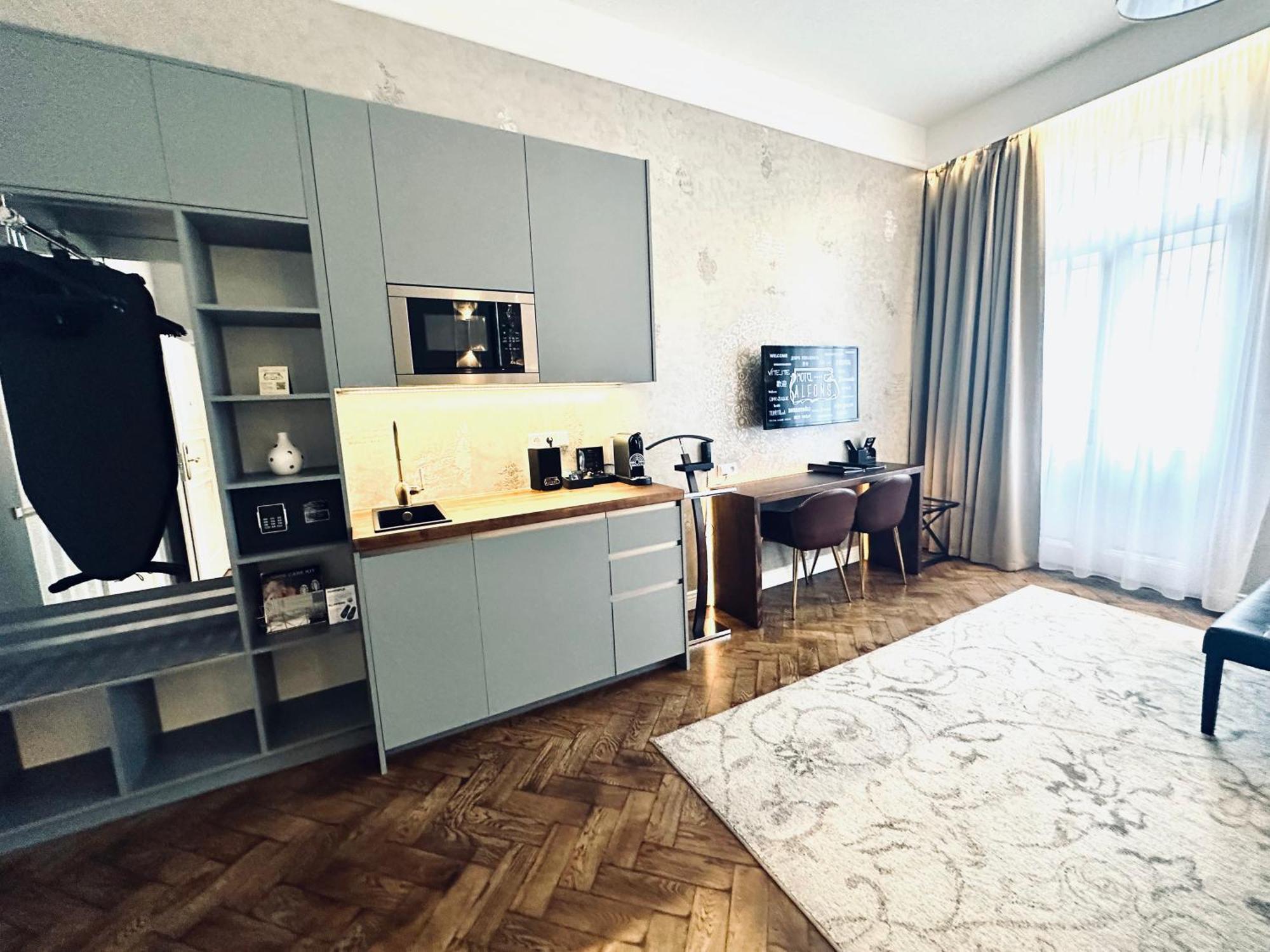 Alfons Boutique Hotel Прага Екстер'єр фото