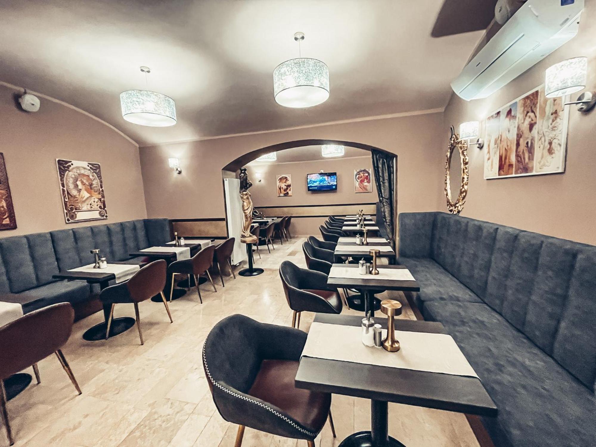 Alfons Boutique Hotel Прага Екстер'єр фото