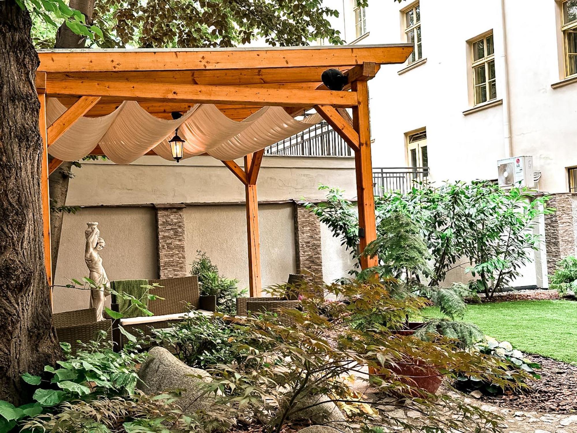 Alfons Boutique Hotel Прага Екстер'єр фото