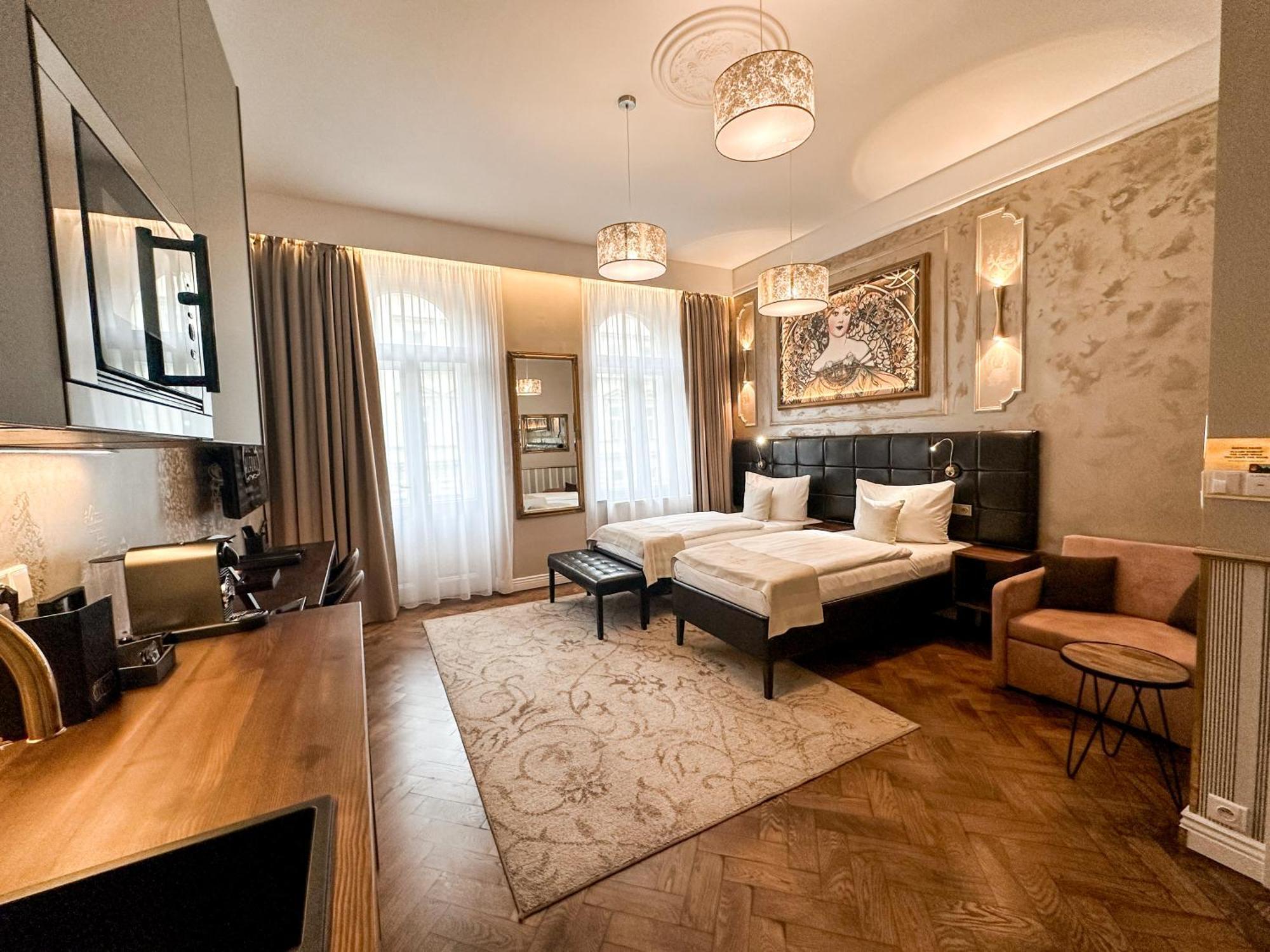Alfons Boutique Hotel Прага Екстер'єр фото