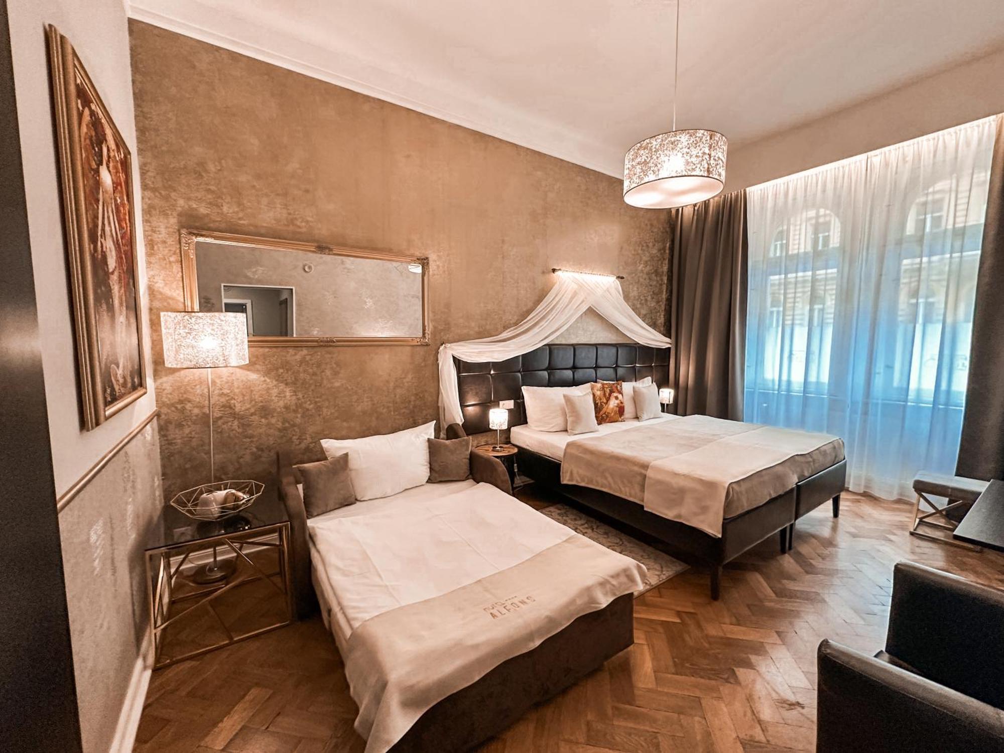 Alfons Boutique Hotel Прага Екстер'єр фото
